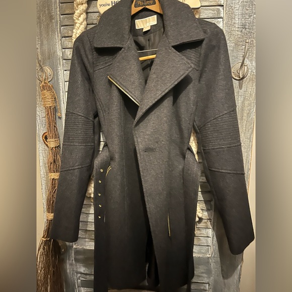 MICHAEL KORS New wool blended fitted coat. - Picture 3 of 11